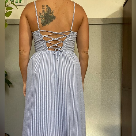 Sumer h&m dress - Picture 2 of 3